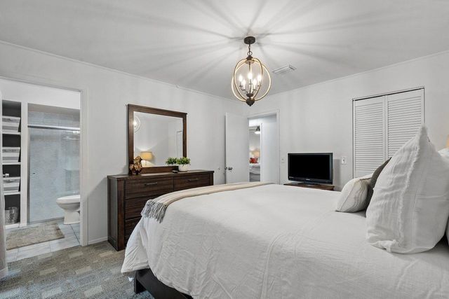 1369 Riverside Circle, Wellington, FL 33414