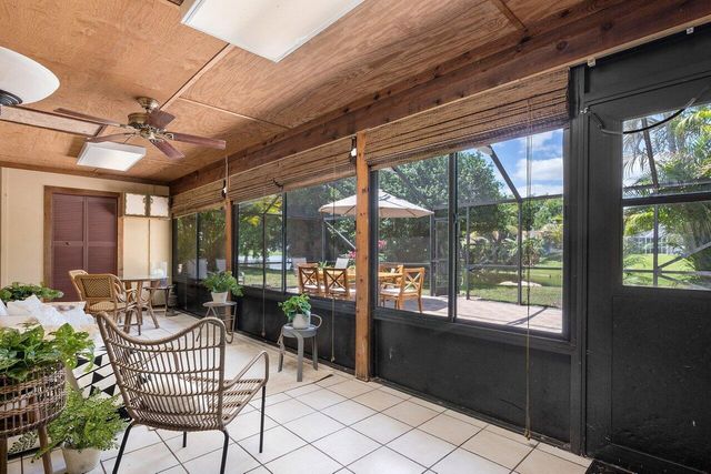 1369 Riverside Circle, Wellington, FL 33414