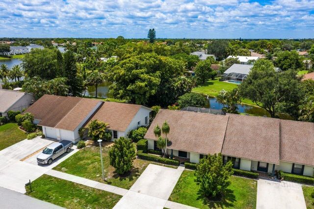 1369 Riverside Circle, Wellington, FL 33414