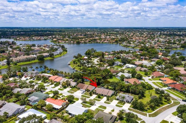 1369 Riverside Circle, Wellington, FL 33414