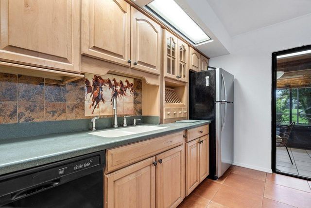 1369 Riverside Circle, Wellington, FL 33414