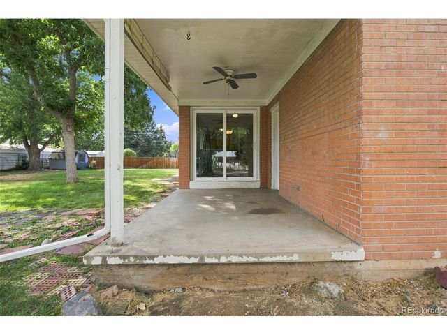 3250 Santa Anita Dr, Englewood, CO 80110