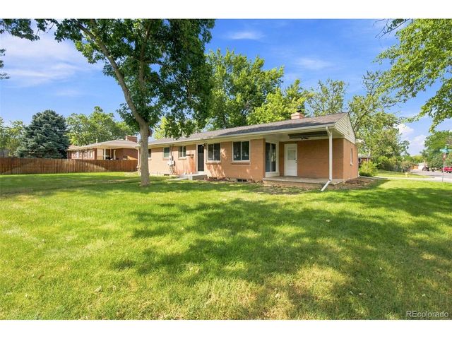 3250 Santa Anita Dr, Englewood, CO 80110