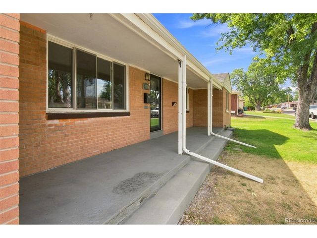 3250 Santa Anita Dr, Englewood, CO 80110