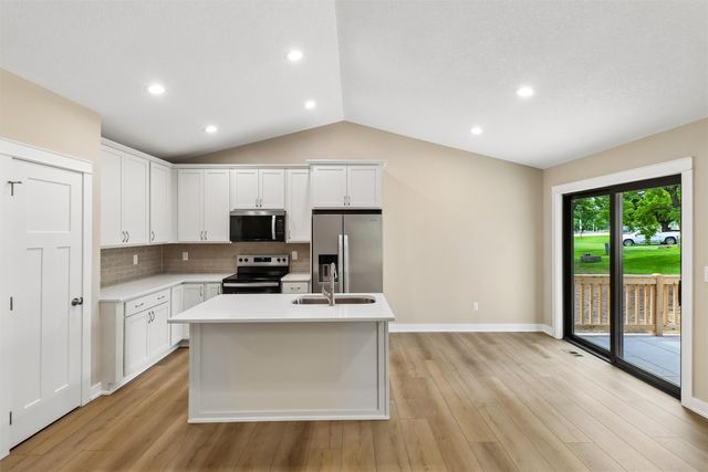 111 Elm Street, De Soto, IA 50069