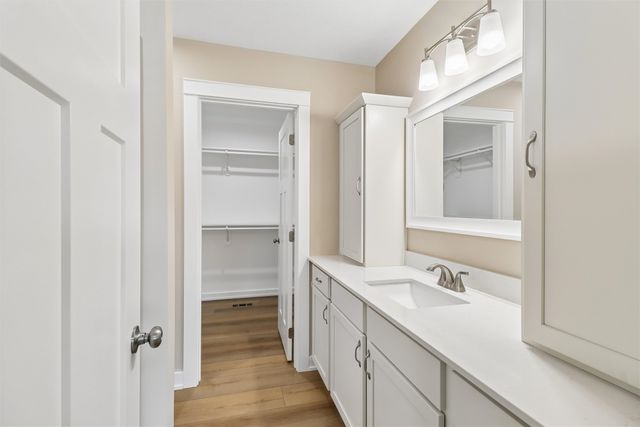 111 Elm Street, De Soto, IA 50069