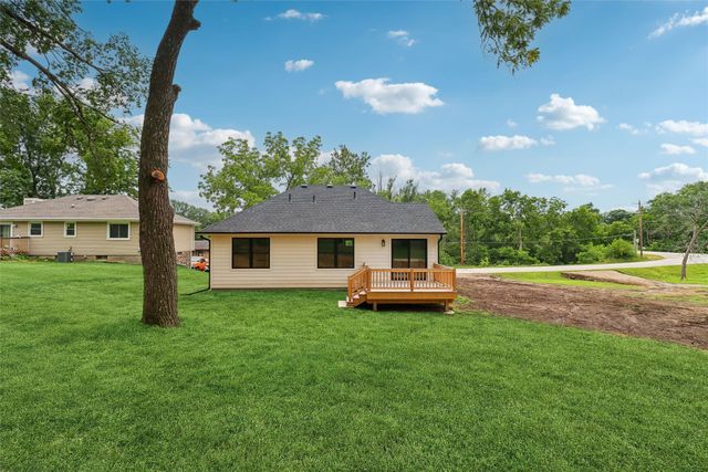 111 Elm Street, De Soto, IA 50069