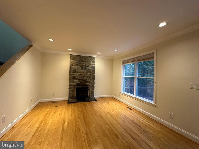 5509 THORNBUSH CT, Bethesda, MD 20814