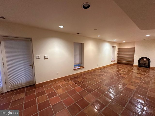 5509 THORNBUSH CT, Bethesda, MD 20814