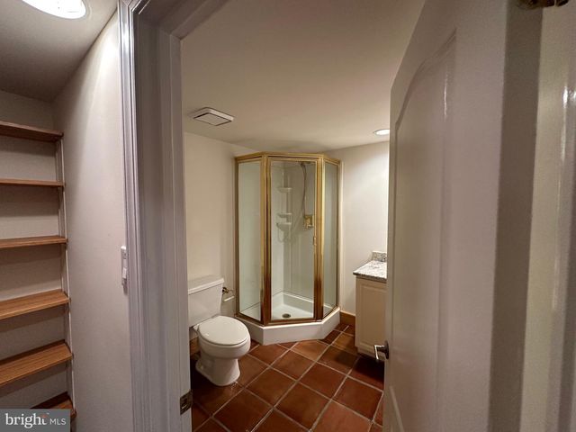 5509 THORNBUSH CT, Bethesda, MD 20814