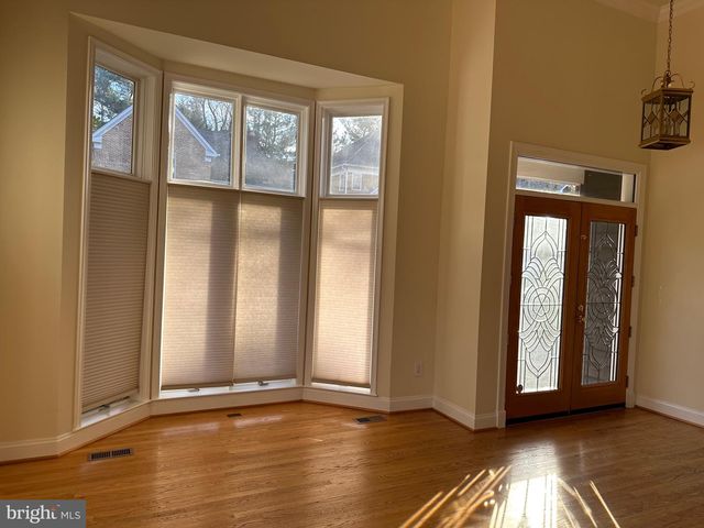 5509 THORNBUSH CT, Bethesda, MD 20814