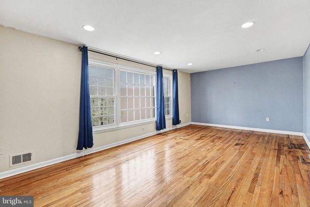 1214 FOX RUN PL, Woodbridge, VA 22191