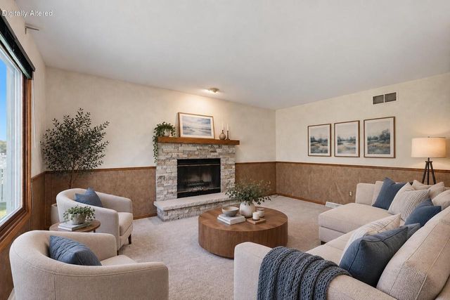 10360 S Mockingbird LANE, Oak Creek, WI 53154