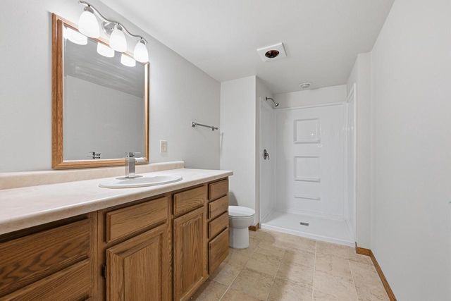 10360 S Mockingbird LANE, Oak Creek, WI 53154