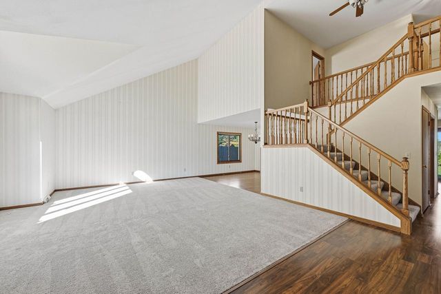 10360 S Mockingbird LANE, Oak Creek, WI 53154