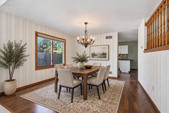 10360 S Mockingbird LANE, Oak Creek, WI 53154