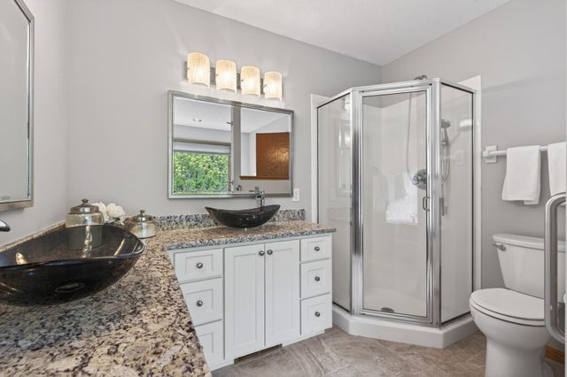 14924 Oak Ridge Court W, Burnsville, MN 55306