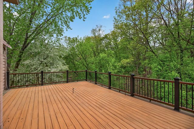 14924 Oak Ridge Court W, Burnsville, MN 55306