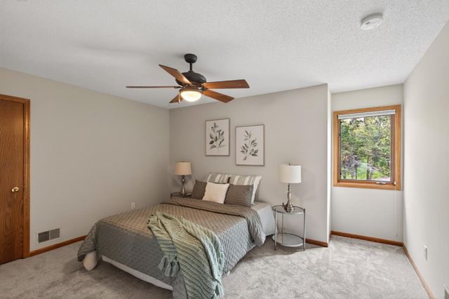 14924 Oak Ridge Court W, Burnsville, MN 55306