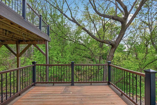 14924 Oak Ridge Court W, Burnsville, MN 55306