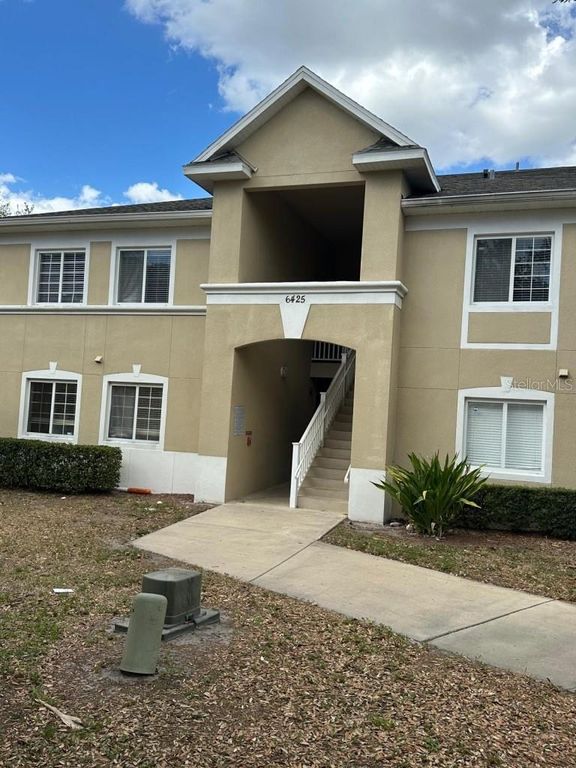 6425 CYPRESSDALE DRIVE 101, Riverview, FL 33578