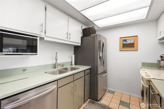 1 Lake Louise Drive #23, Bellingham, WA 98229