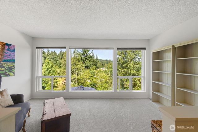 1 Lake Louise Drive #23, Bellingham, WA 98229