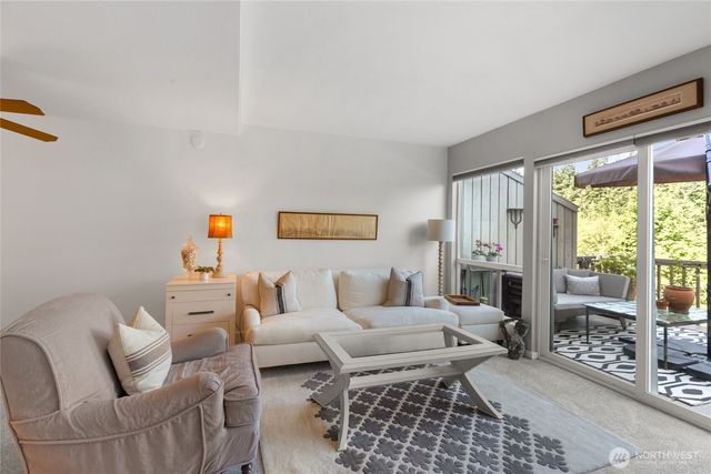 1 Lake Louise Drive #23, Bellingham, WA 98229