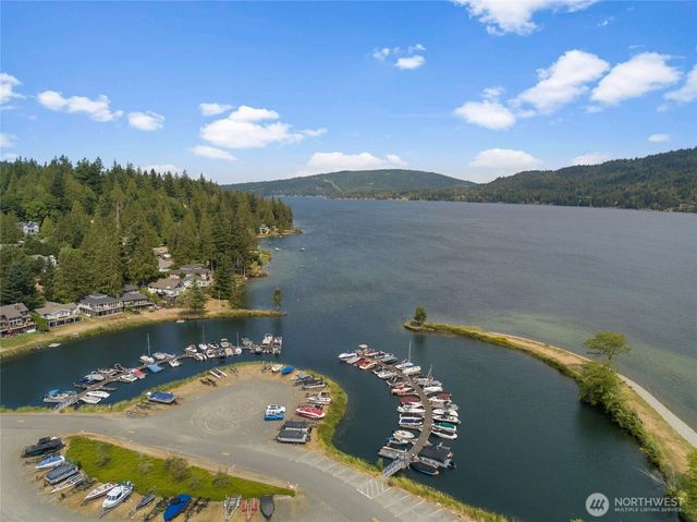 1 Lake Louise Drive #23, Bellingham, WA 98229
