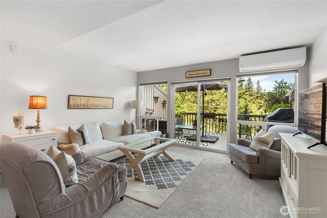 1 Lake Louise Drive #23, Bellingham, WA 98229