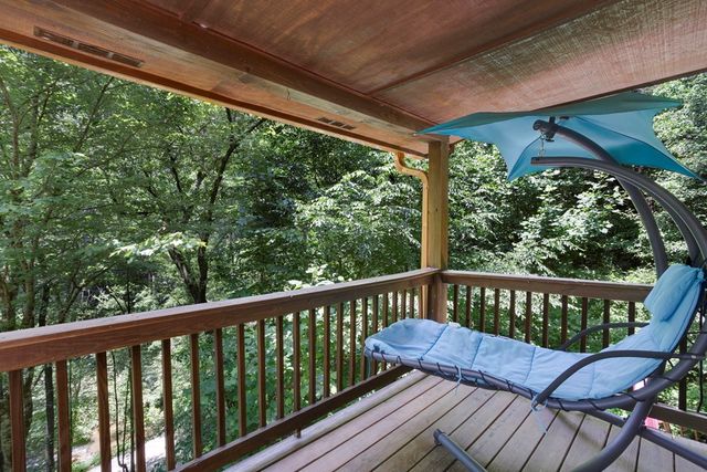 795 Kells Ridge, Ellijay, GA 30540