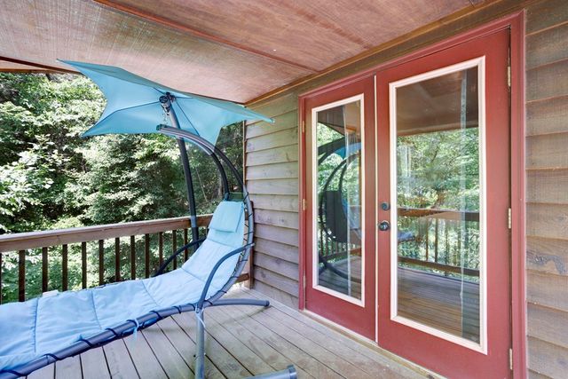 795 Kells Ridge, Ellijay, GA 30540