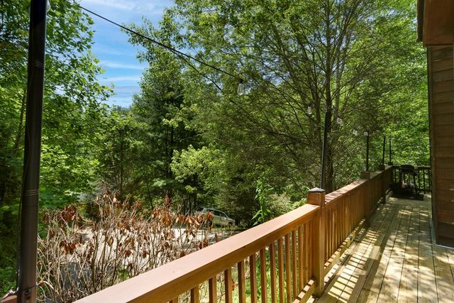 795 Kells Ridge, Ellijay, GA 30540