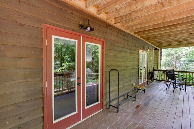 795 Kells Ridge, Ellijay, GA 30540