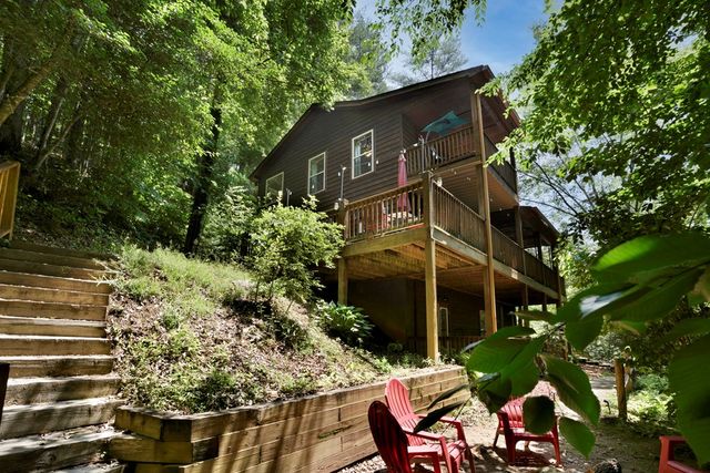 795 Kells Ridge, Ellijay, GA 30540