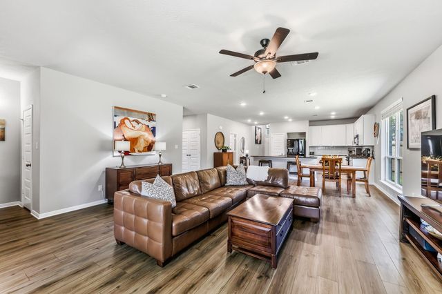 3701 Sage Lane, Huntsville, TX 77340