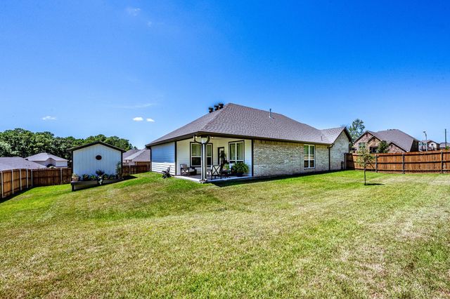 3701 Sage Lane, Huntsville, TX 77340