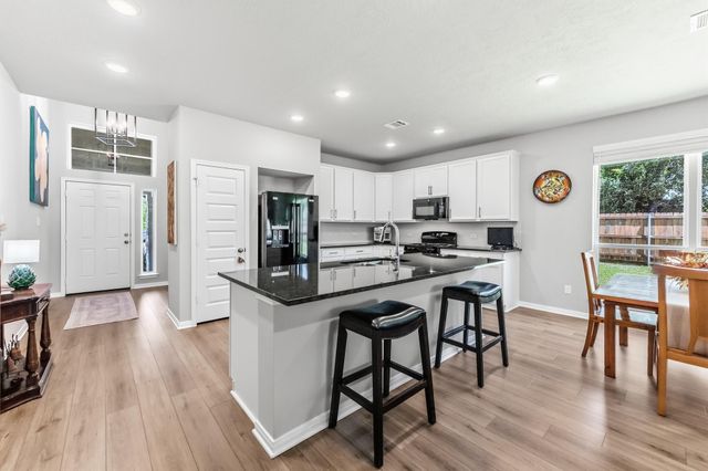 3701 Sage Lane, Huntsville, TX 77340