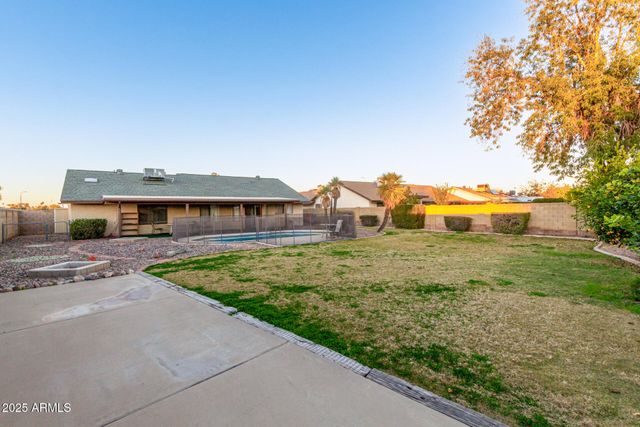 1729 W BROOKS Street, Chandler, AZ 85224