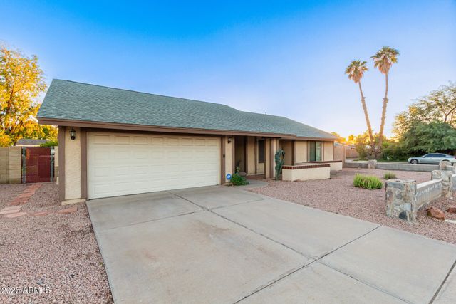 1729 W BROOKS Street, Chandler, AZ 85224