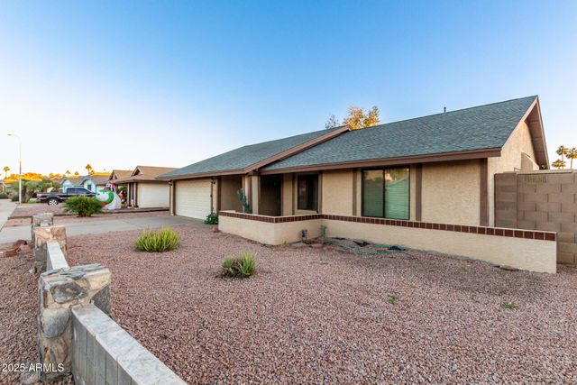 1729 W BROOKS Street, Chandler, AZ 85224