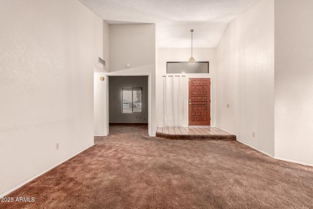 1729 W BROOKS Street, Chandler, AZ 85224