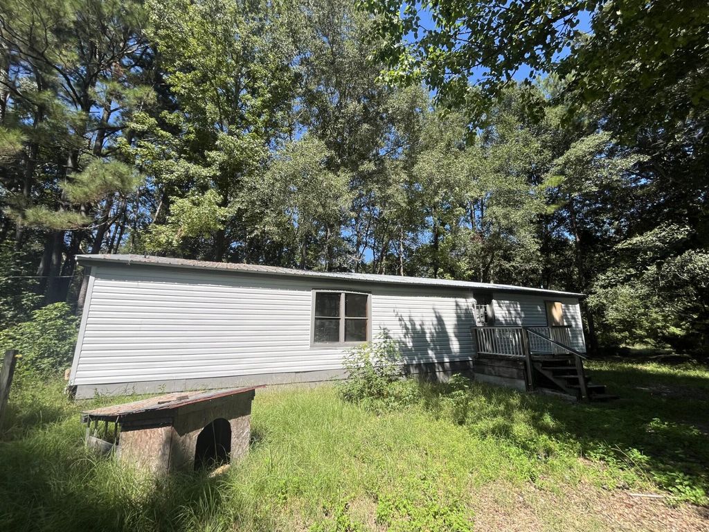 3186 Burlington Road, Walterboro, SC 29488