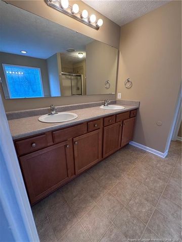 4455 Jockey Whip Lane, Parkton, NC 28371