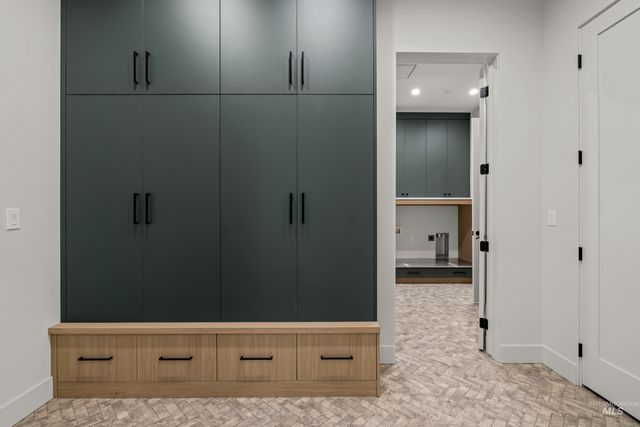 1851 W Winter Camp Ct, Boise, ID 83703