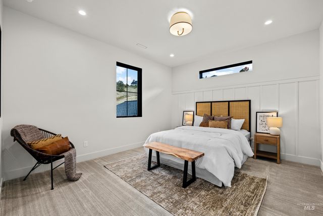 1851 W Winter Camp Ct, Boise, ID 83703