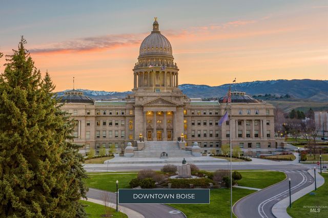 1851 W Winter Camp Ct, Boise, ID 83703