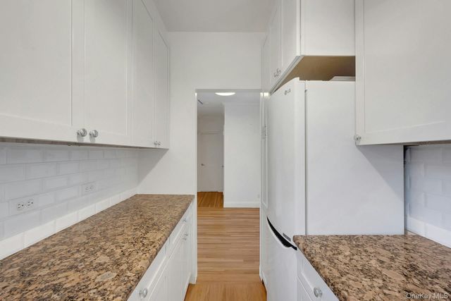 640 W 231st Street 7E, Bronx, NY 10463