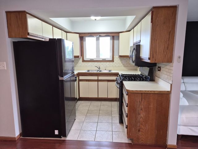 14655 Lamon Avenue 3S, Midlothian, IL 60445
