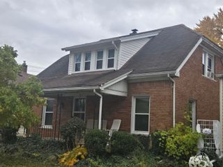 11 Leonore Avenue, Mt Clemens, MI 48043